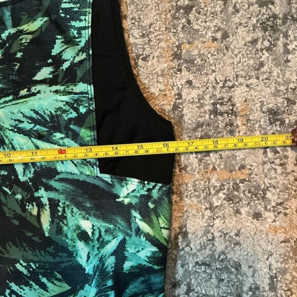 ATHLETA JUNGLE PRINT TANK! EUC! SIZE S - Picture 3 of 7